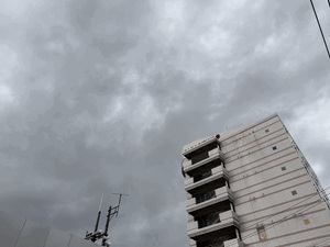 どんより