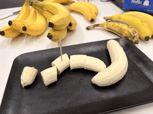 バナ(🍌 ˘ω˘ )วバナ