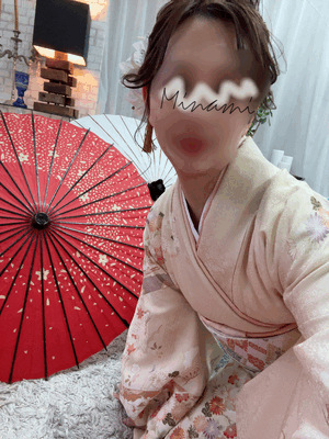 絶賛白目剥いてます