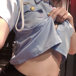 しおりと